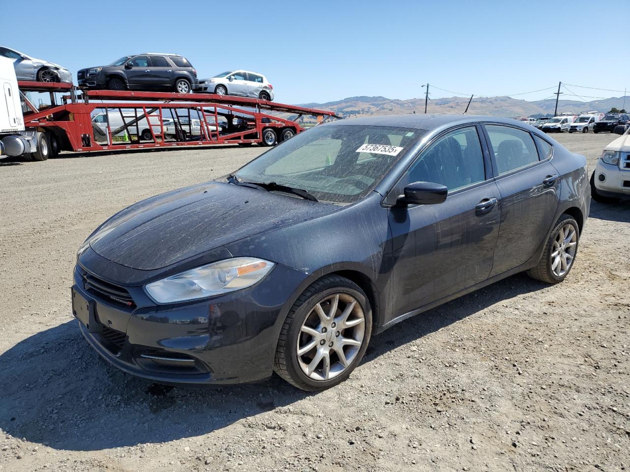 2013 Dodge Dart SXT, VIN 1C3CDFBH1DD176307 — Фото с аукциона