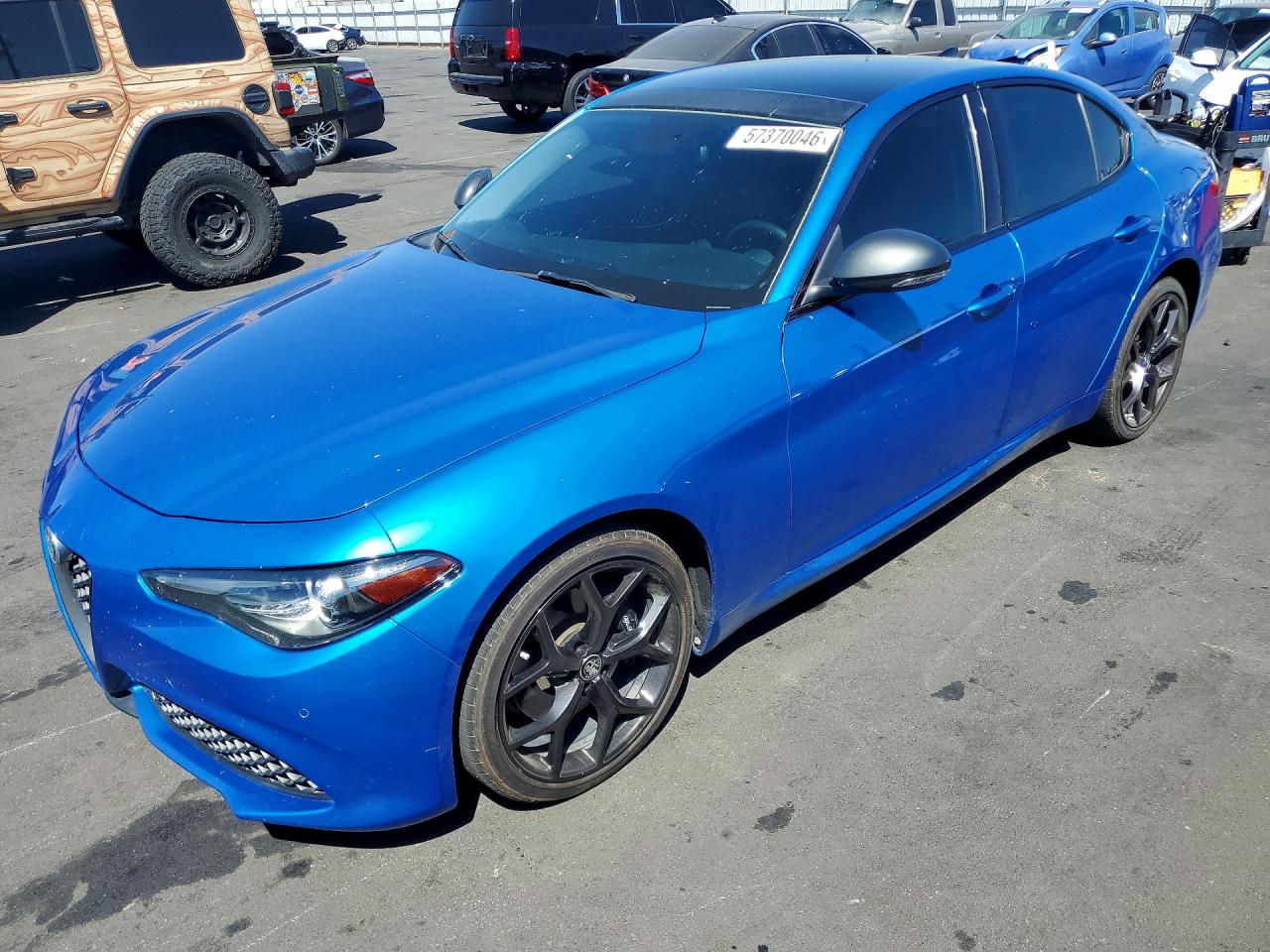 2019 Alfa Romeo Giulia, VIN ZARFANAN7K7612825 — Minor dents and scratches