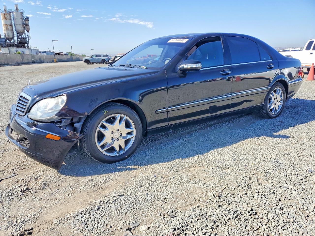 2003 Mercedes-Benz S 500, VIN WDBNG75J73A316035 — Front end