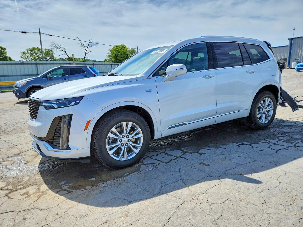 2023 Cadillac XT6 FWD Luxury, VIN 1GYKPAR45PZ225952 — Rear end