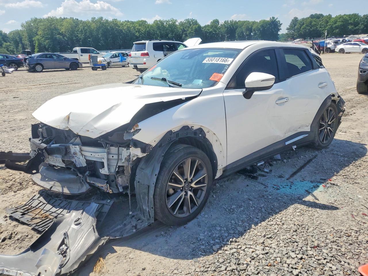2017 Mazda CX-3 Grand Touring, VIN JM1DKDD74H0148612 — Front end