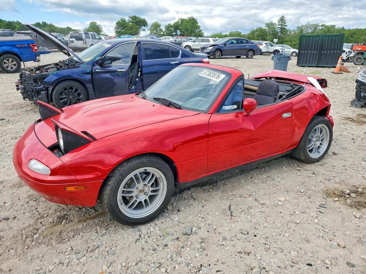 1990 Mazda MX-5 Miata, VIN JM1NA3516L0139205 — Rear end