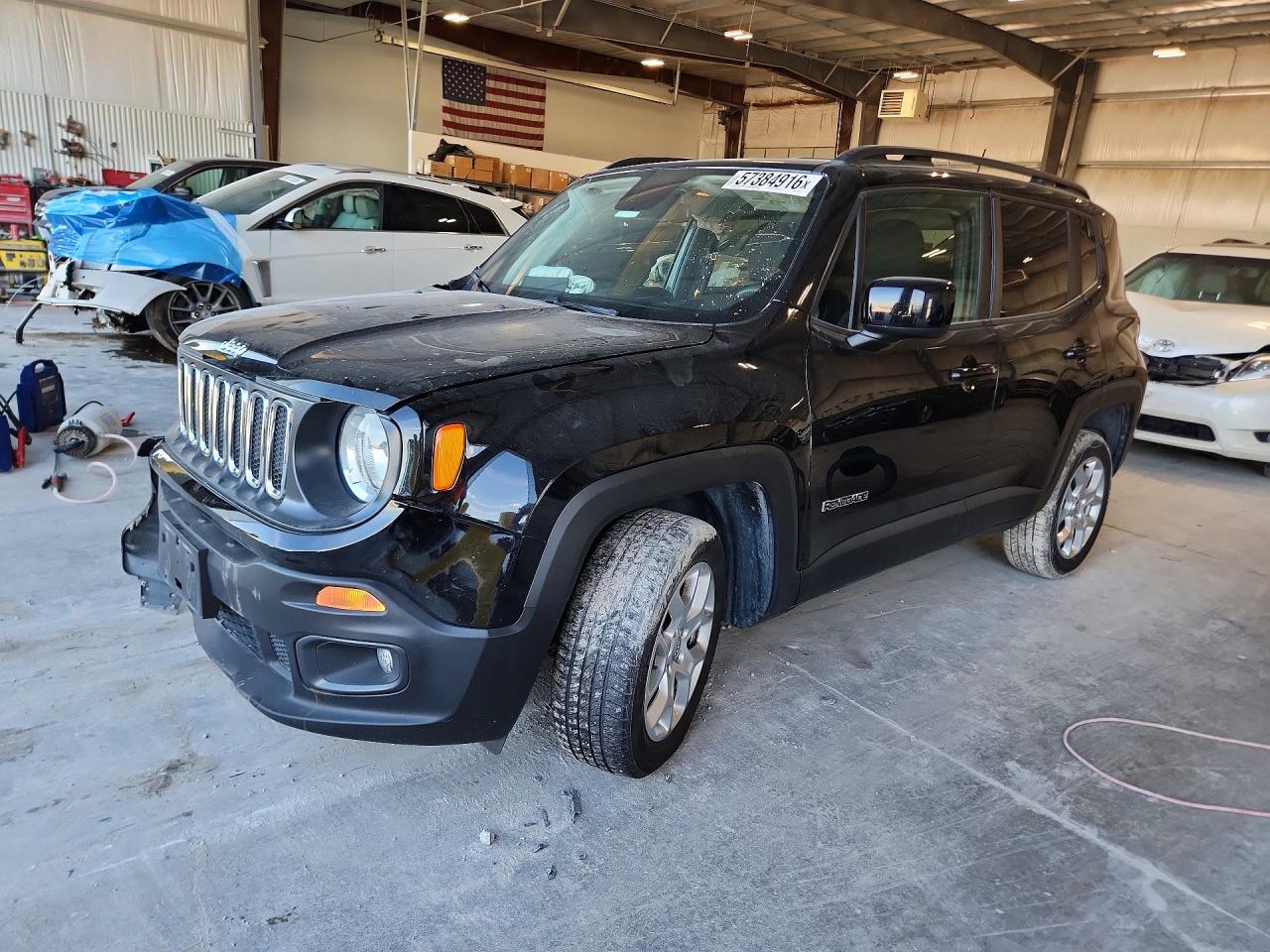 2018 Jeep Renegade Latitude, VIN ZACCJBBB2JPJ31959 — Перед