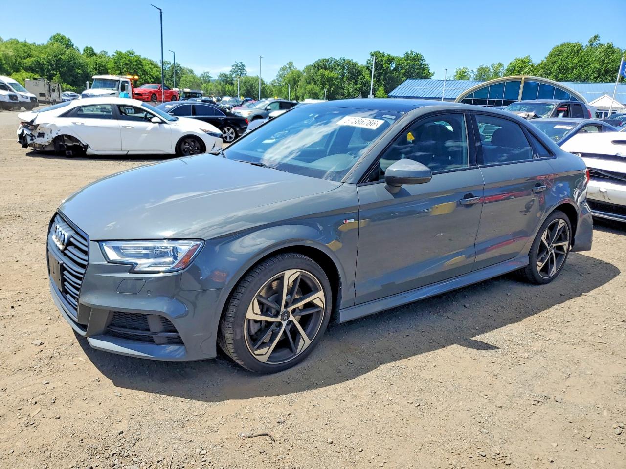 2020 Audi A3 S line Premium, VIN WAUBEGFF4LA037708 — Зад