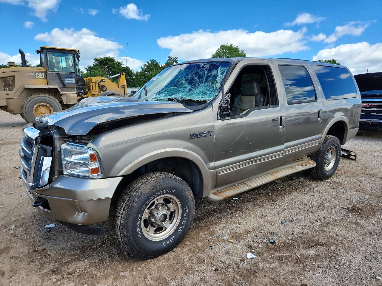 2003 Ford Excursion Eddie Bauer, VIN 1FMSU45F73EA24879 — Front end