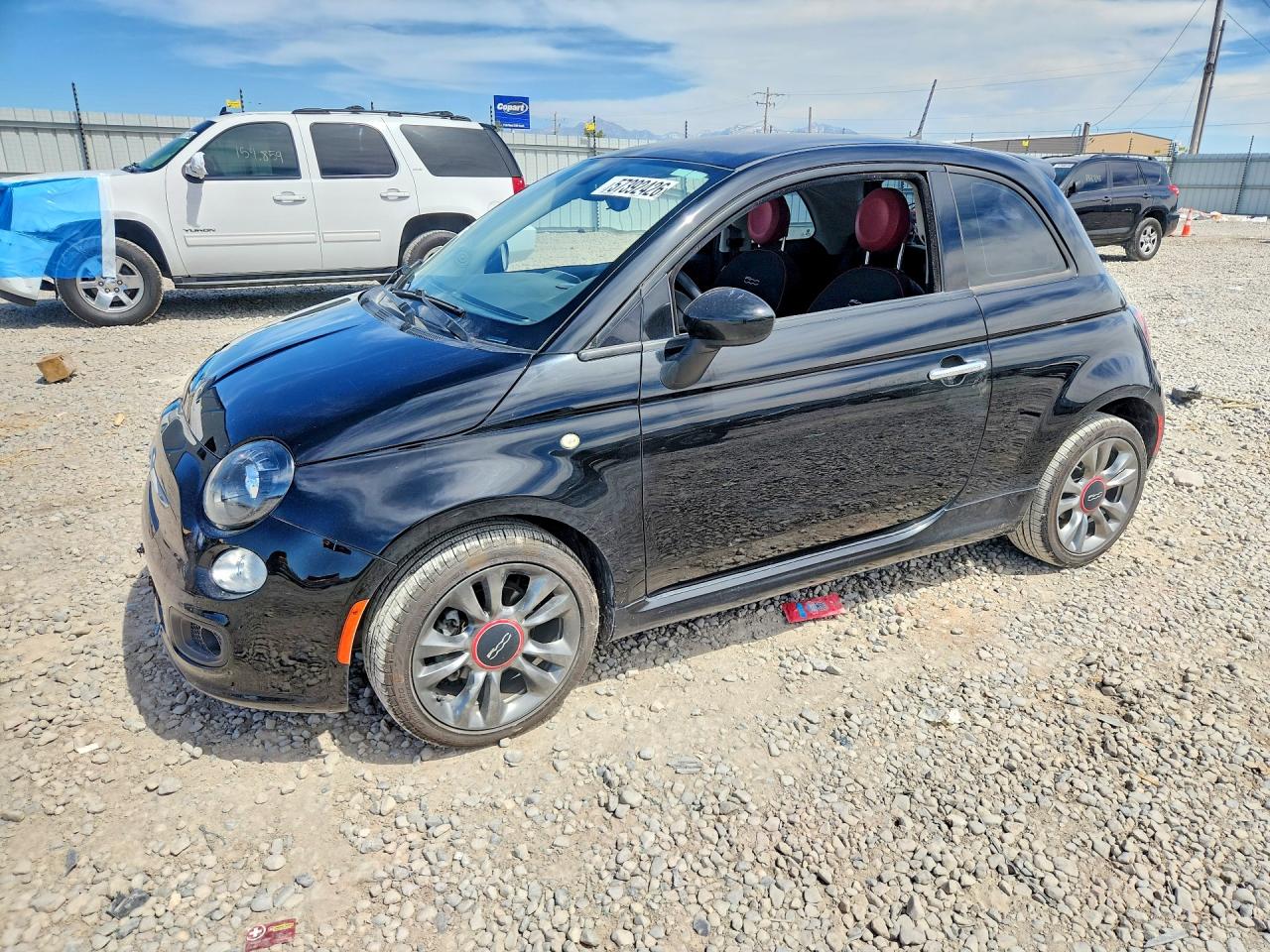 2017 FIAT 500 Pop, VIN 3C3CFFKR4HT553764 — Side