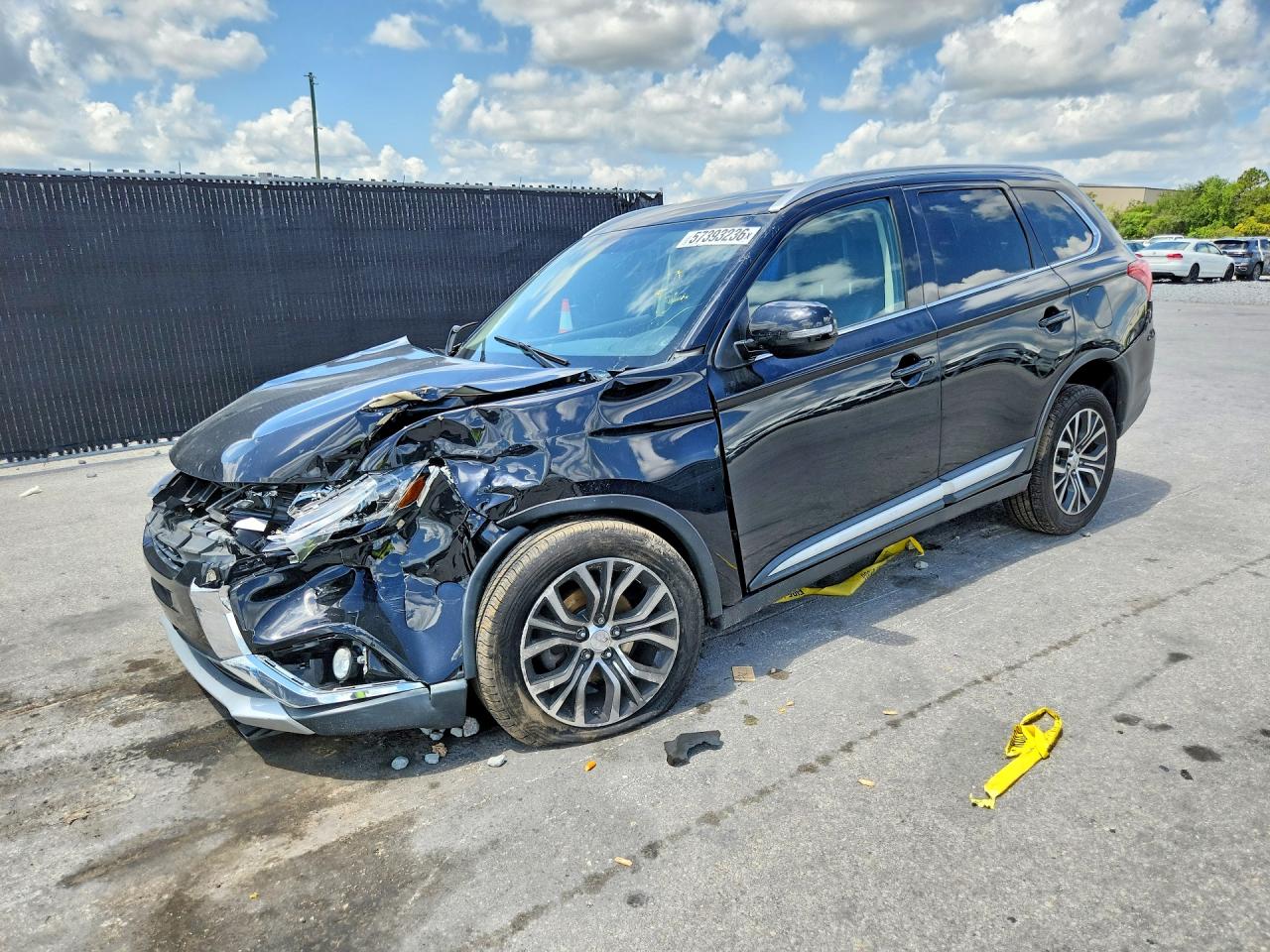 2017 Mitsubishi Outlander SE, VIN JA4AD3A3XHZ048965 — Front end