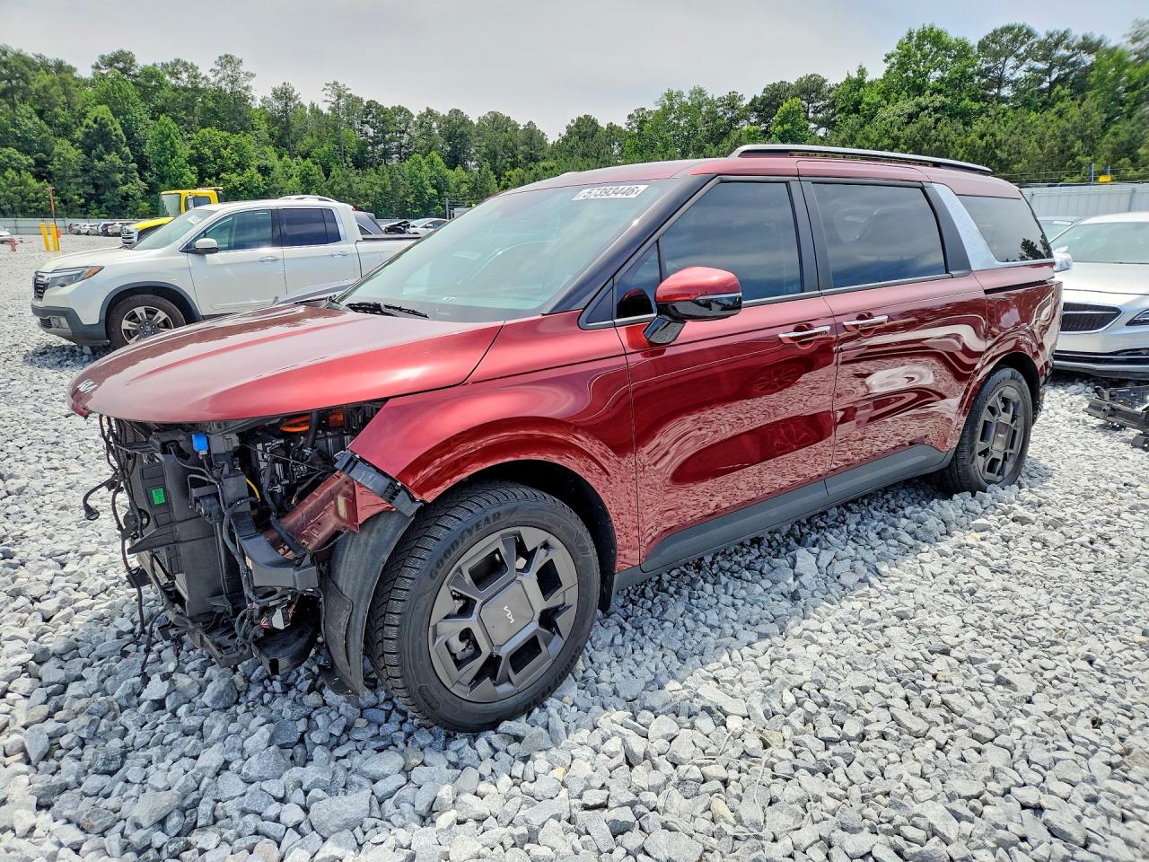 2025 Kia Carnival EX, VIN KNDNC5KA7S6052337 — Front end