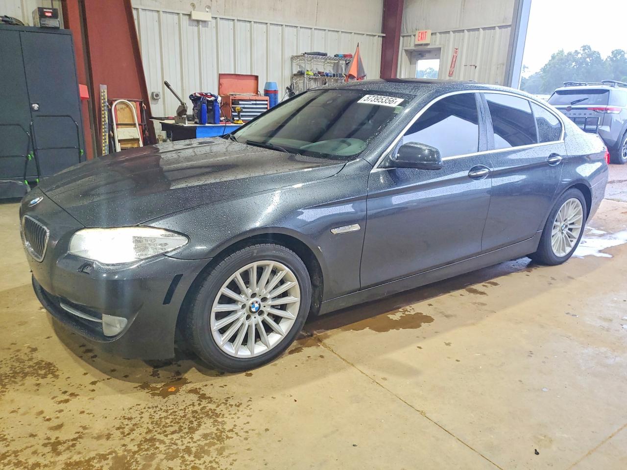 2011 BMW 5 Series 535i, VIN WBAFR7C54BC603967 — Front end