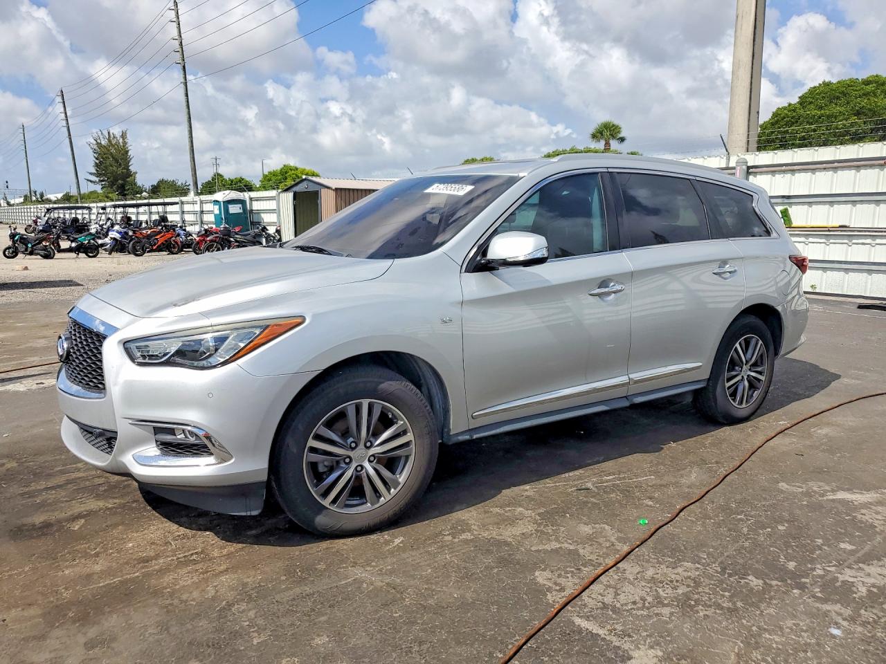2019 Infiniti QX60 Pure, VIN 5N1DL0MN3KC506269 — Water / flood