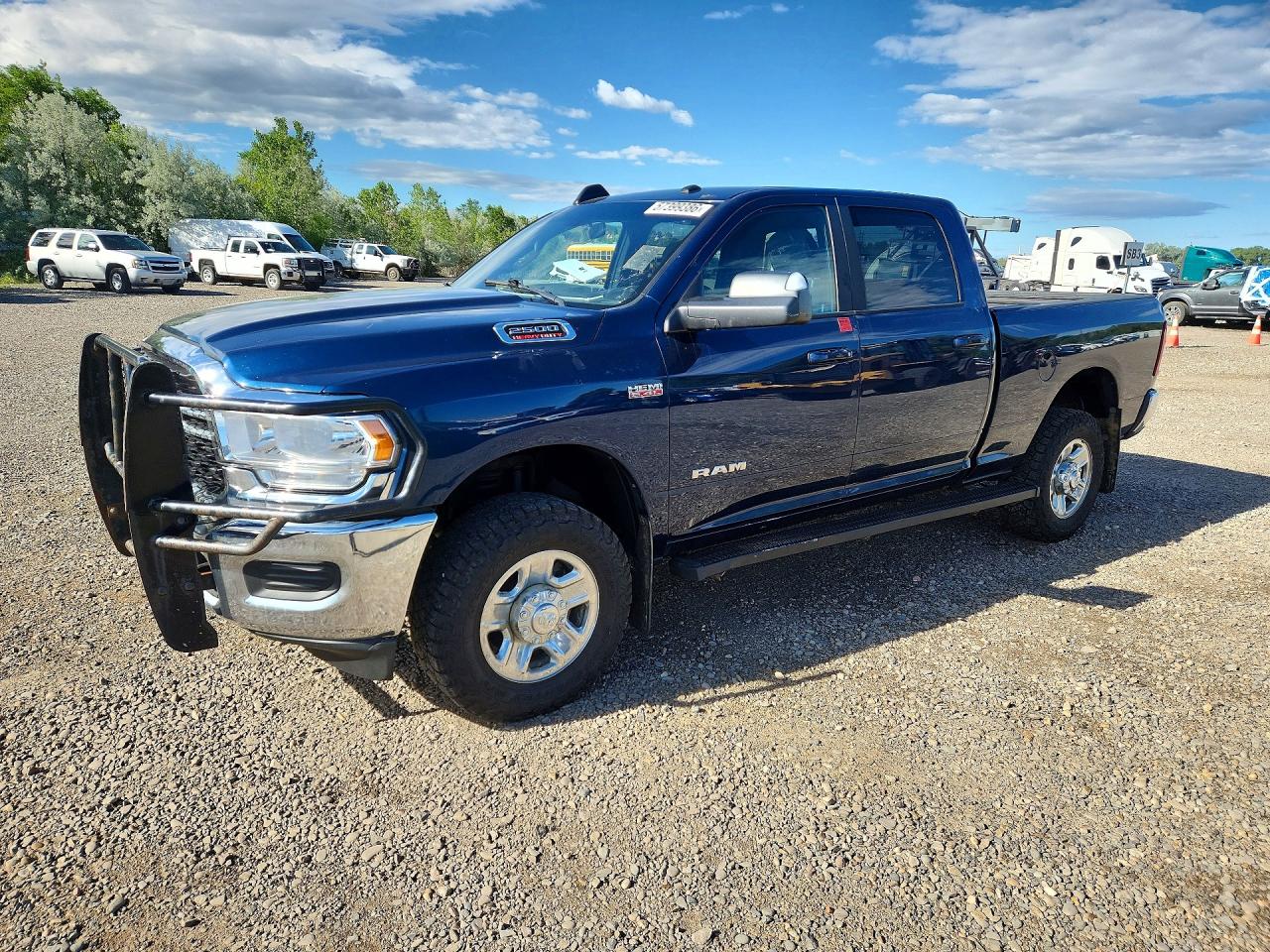 2022 Ram 2500 Big Horn, VIN 3C6UR5DJ8NG237806 — Minor dents and scratches