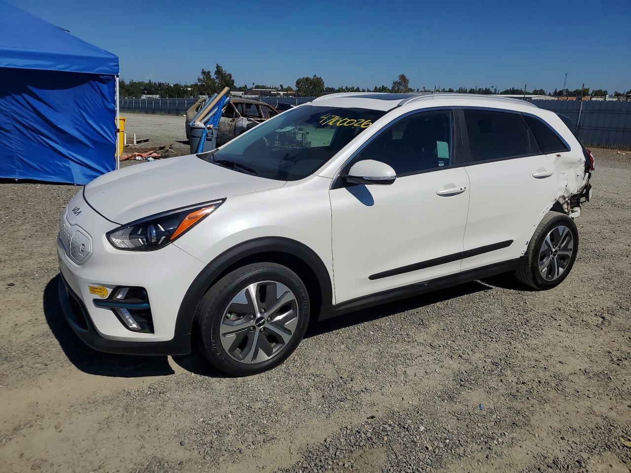 2022 Kia Niro EX Premium, VIN KNDCE3LG6N5147622 — Rear end
