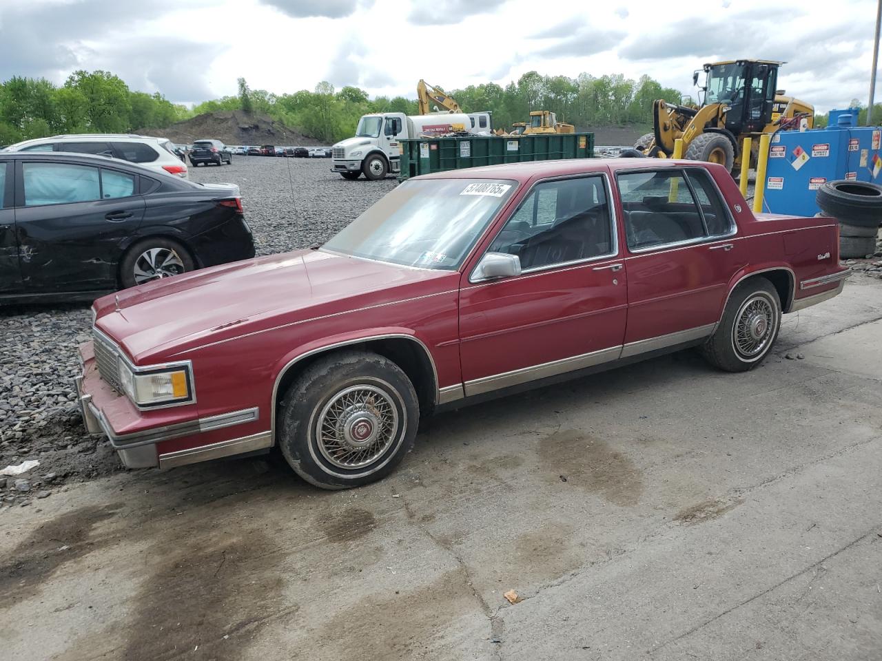 1987 Cadillac Deville/Fleetwood Deville, VIN 1G6CD5184H4271752 — Normal wear
