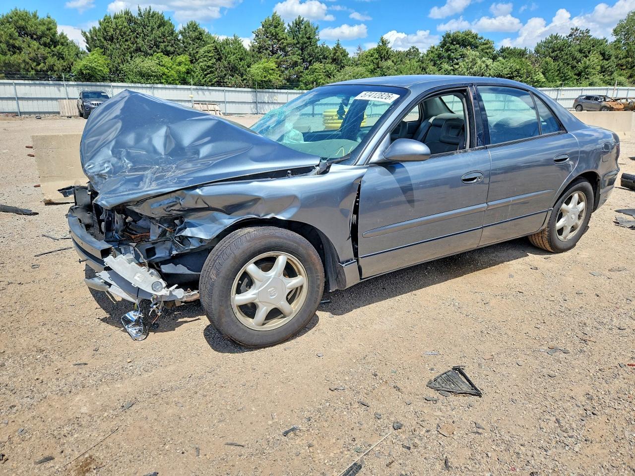 2004 Buick Regal LS, VIN 2G4WB52K241245758 — Front end