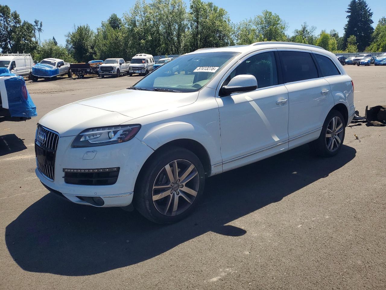 2014 Audi Q7 Premium Plus, VIN WA1LGAFE8ED020752 — Front end