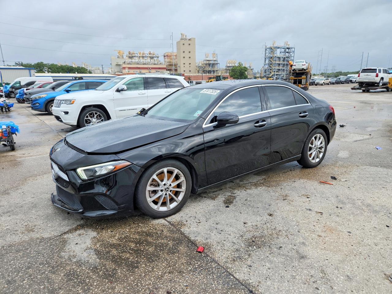 2020 Mercedes-Benz A 220, VIN W1K3G4EB3LW043541 — Front end