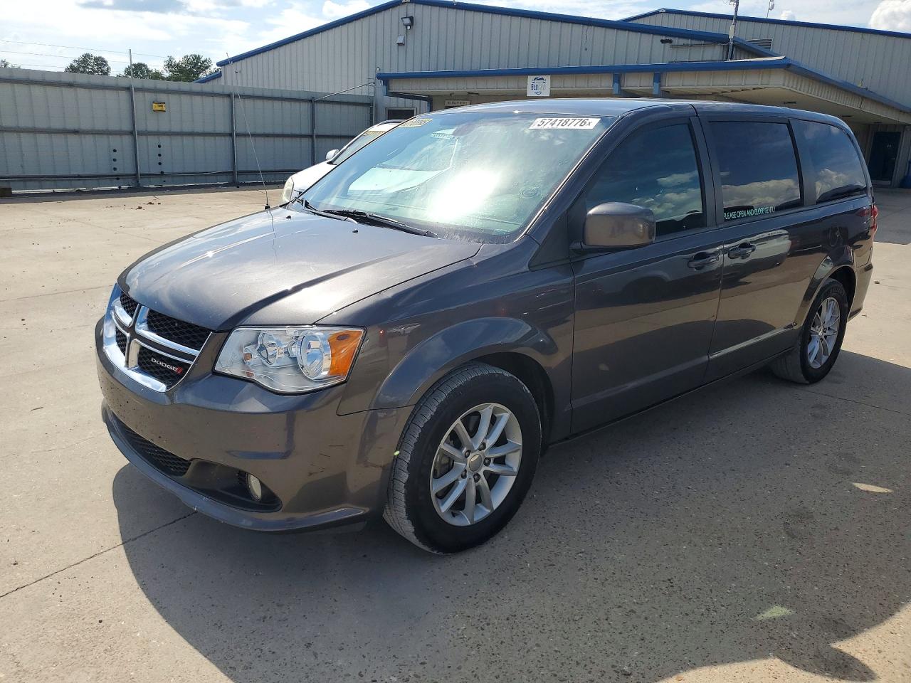 2020 Dodge Grand Caravan SE Plus, VIN 2C4RDGBG4LR155837 — Мелкие вмятины и царапины