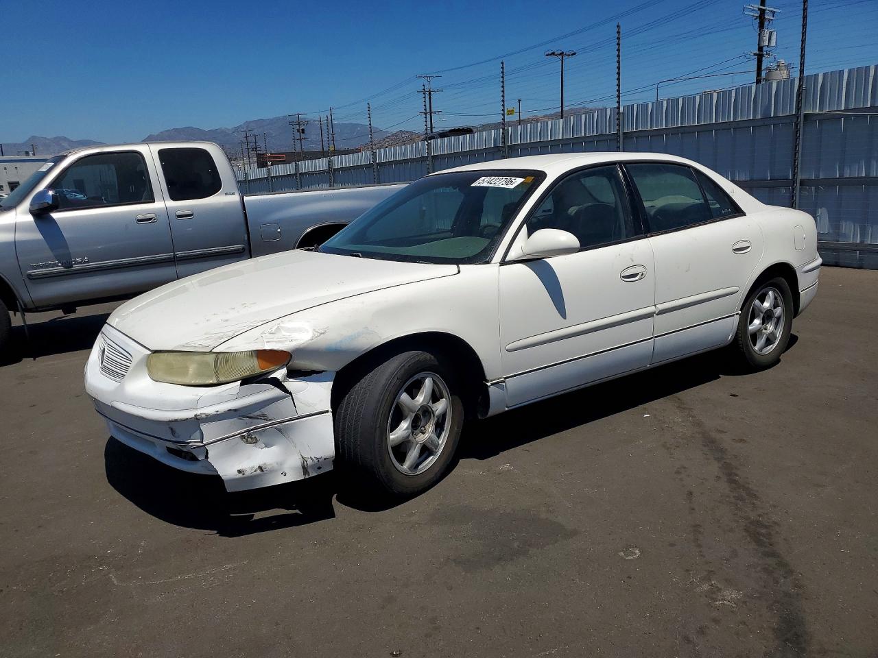 2002 Buick Regal LS, VIN 2G4WB55K821227306 — Перед