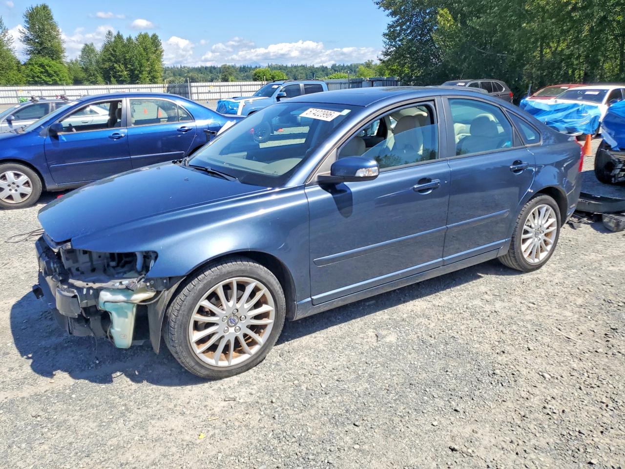 2011 Volvo S40, VIN YV1672MS6B2534991 — Перед
