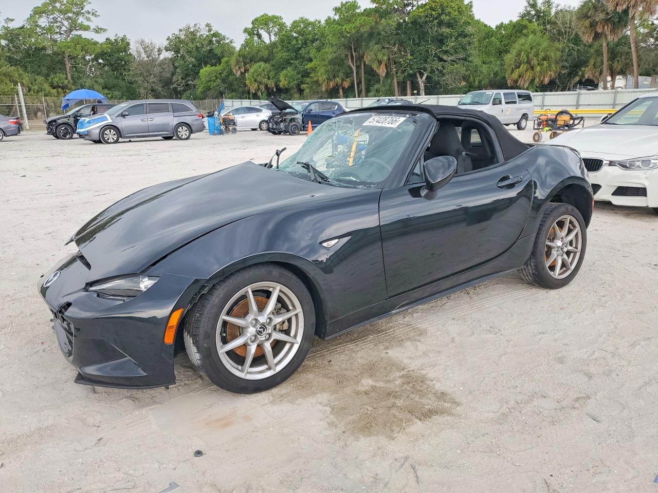 2016 Mazda MX-5 Miata Sport, VIN JM1NDAB74G0101403 — Side