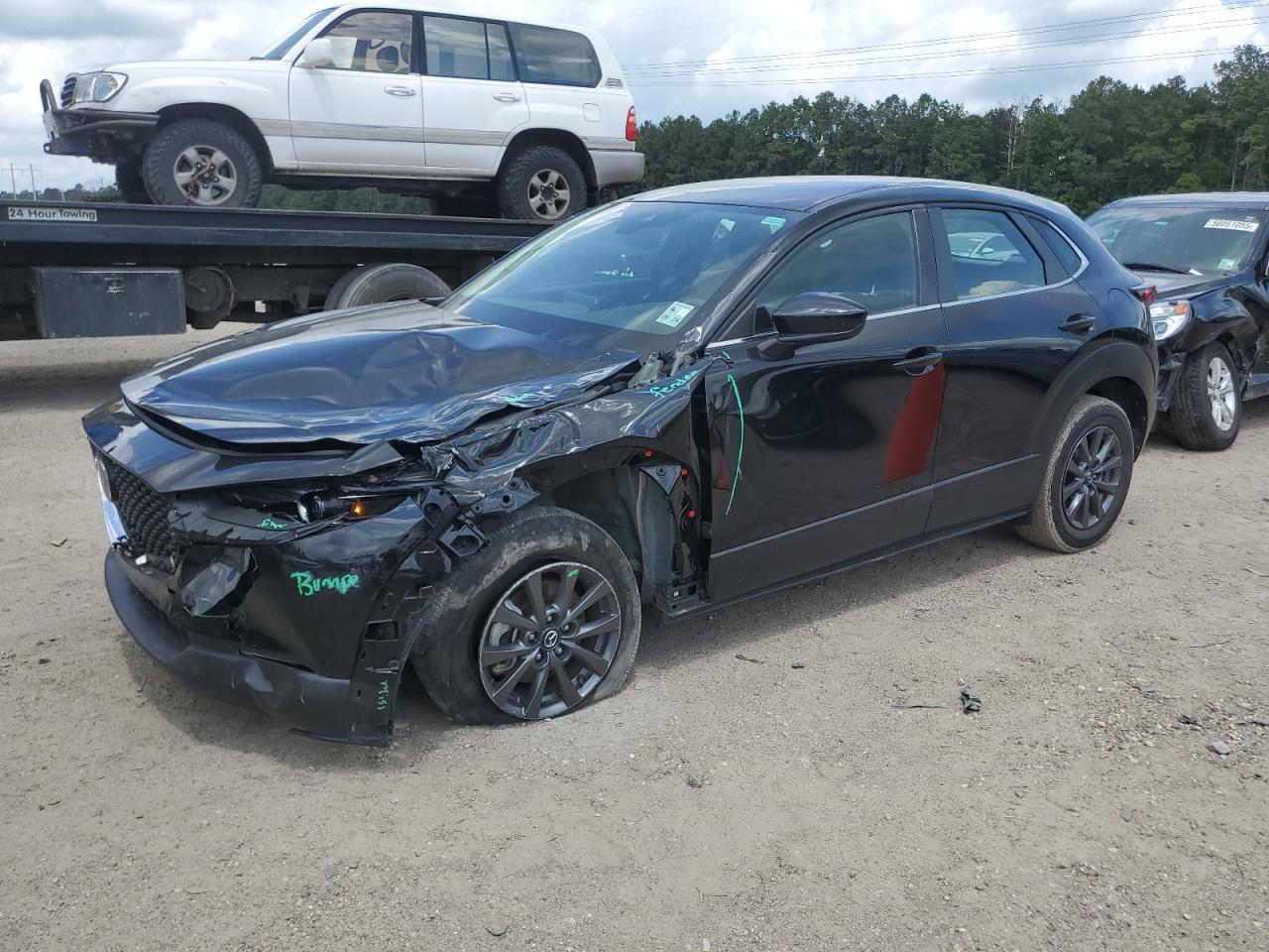 2023 Mazda CX-30 S, VIN 3MVDMBAM6PM513651 — Front end