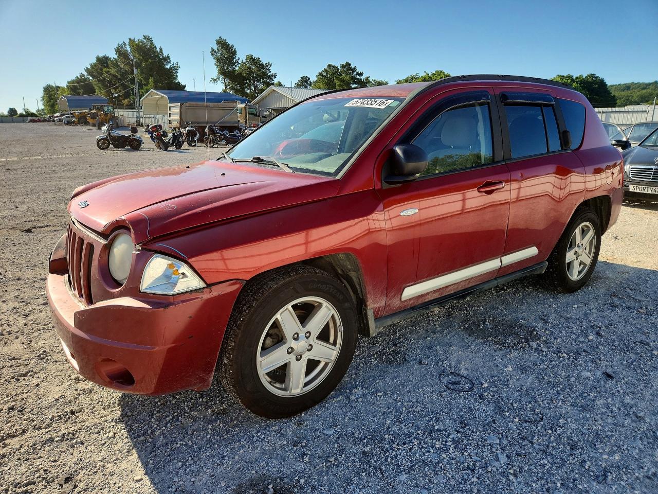 2010 Jeep Compass Latitude, VIN 1J4NF1FB4AD675552 — Front end