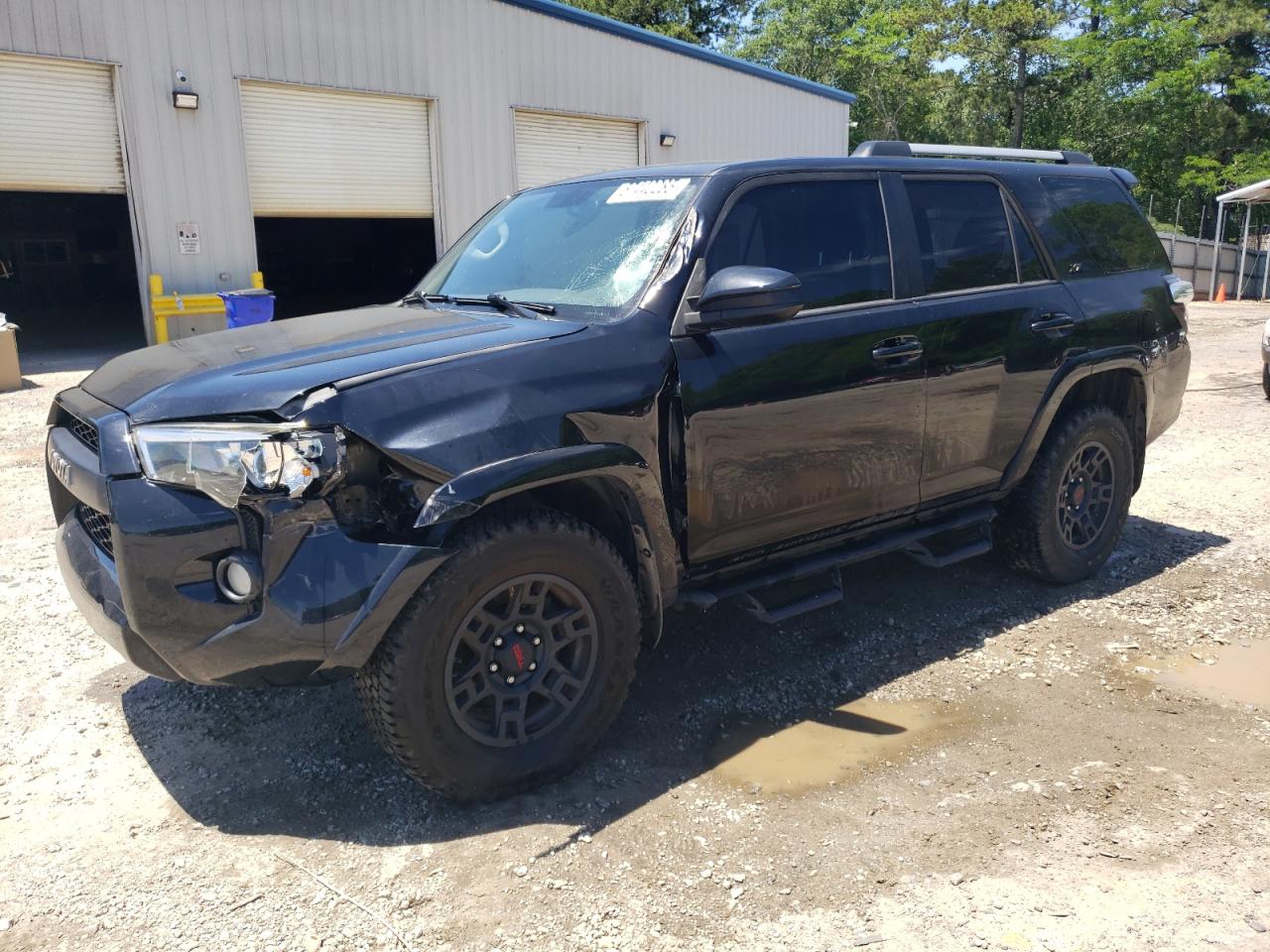 2019 Toyota 4Runner SR5, VIN JTEZU5JR8K5194154 — Front end