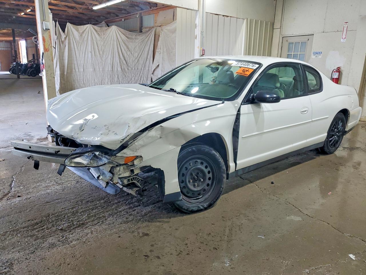 2003 Chevrolet Monte Carlo LS, VIN 2G1WW12E639102557 — Front end