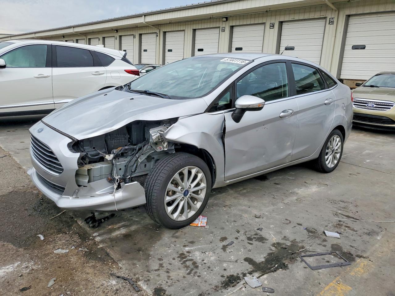 2018 Ford Fiesta Titanium, VIN 3FADP4CJ5JM117666 — Front end