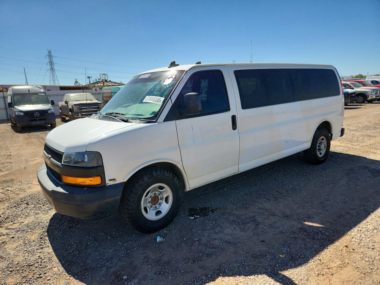 2020 Chevrolet Express Passenger LS, VIN 1GAZGNFG6L1251407 — Mechanical