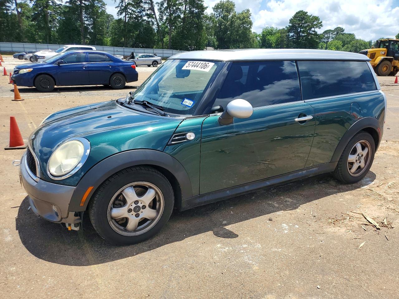 2009 MINI Clubman, VIN WMWML33559TX34532 — Перед