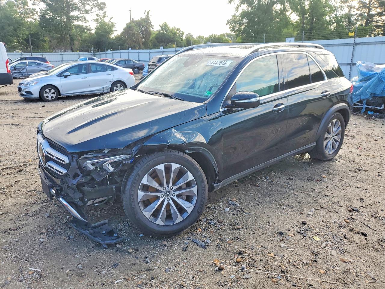 2021 Mercedes-Benz GLE 350, VIN 4JGFB4KB4MA397783 — Перед