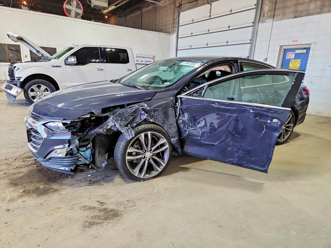 2025 Chevrolet Malibu LT, VIN 1G1ZD5ST2SF148126 — Front end
