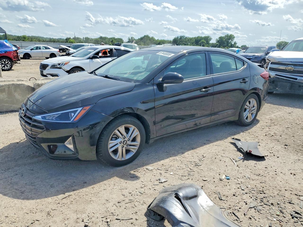 2019 Hyundai Elantra SEL, VIN KMHD84LF2KU746197 — Front end