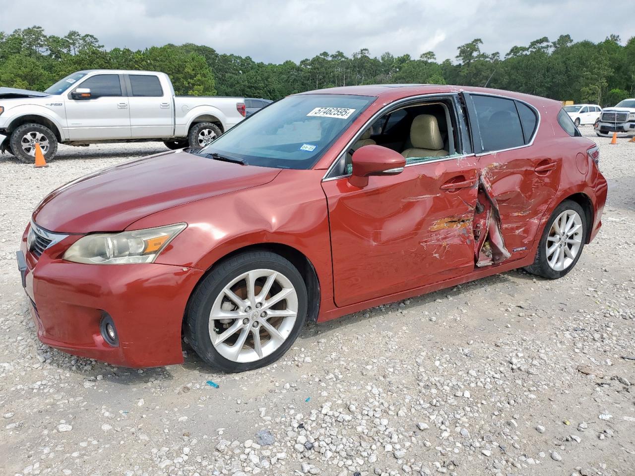 2011 Lexus CT 200h Premium, VIN JTHKD5BH9B2016202 — Бок