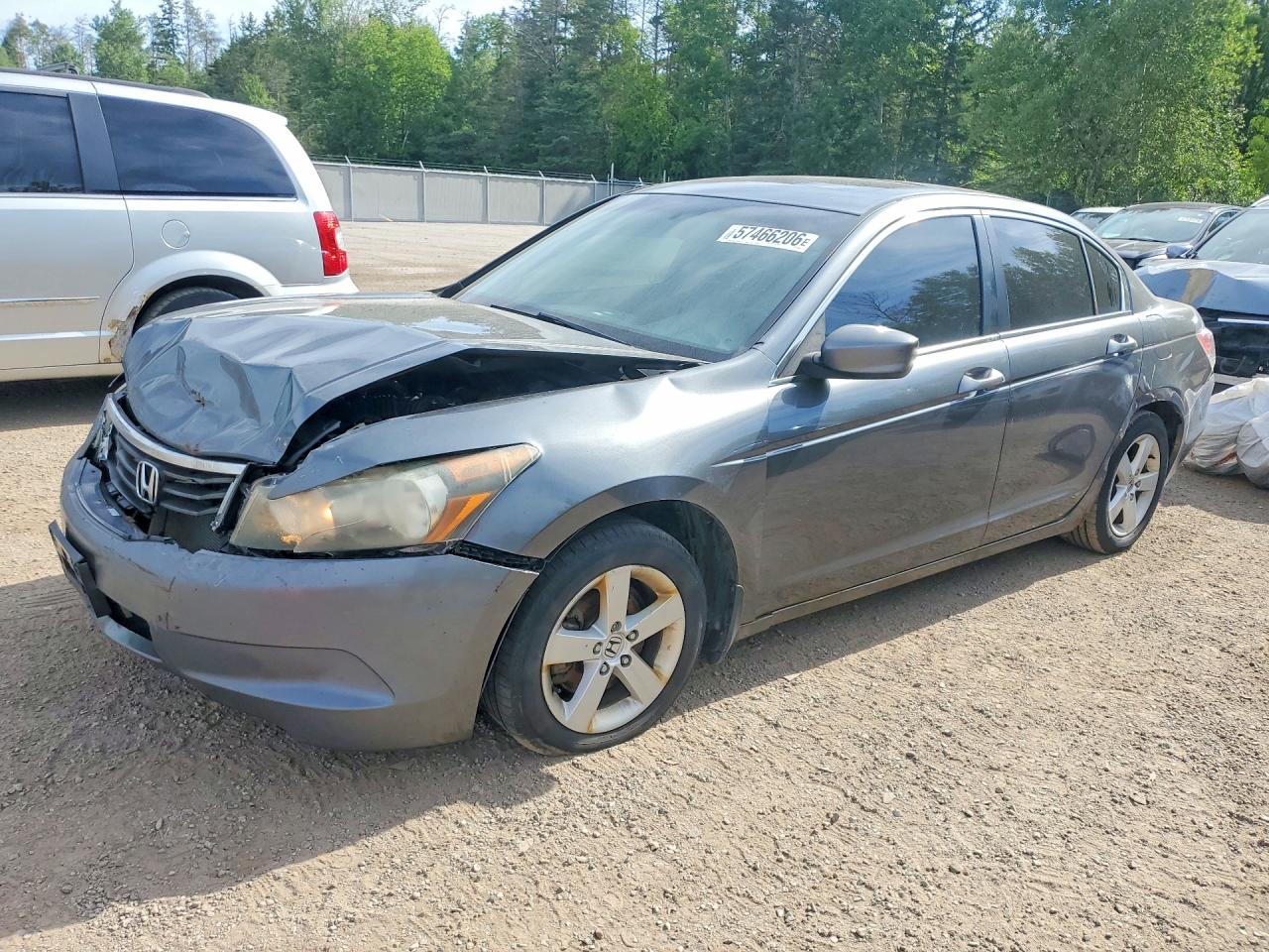 2008 Honda Accord EX-L, VIN 1HGCP26838A803250 — Перед