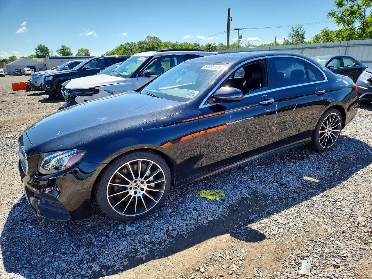 2017 Mercedes-Benz E 300 Luxury, VIN WDDZF4KB2HA218125 — Front end
