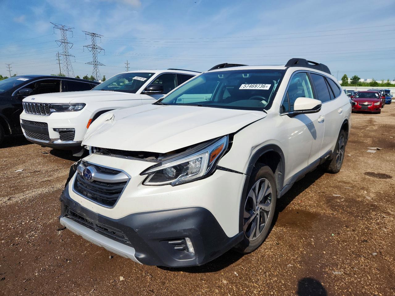 2020 Subaru Outback Limited, VIN 4S4BTANC0L3154361 — Front end
