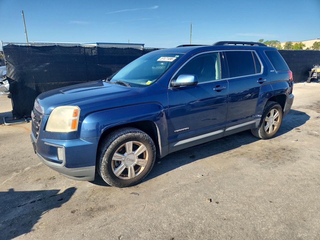 2016 GMC Terrain SLE, VIN 2GKFLTEKXG6311776 — Rear end
