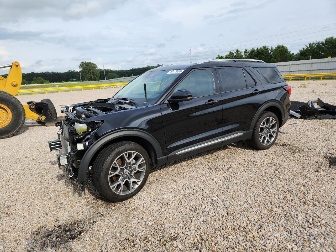 2025 Ford Explorer Platinum, VIN 1FMWK8HC0SGB36085 — Partial repair