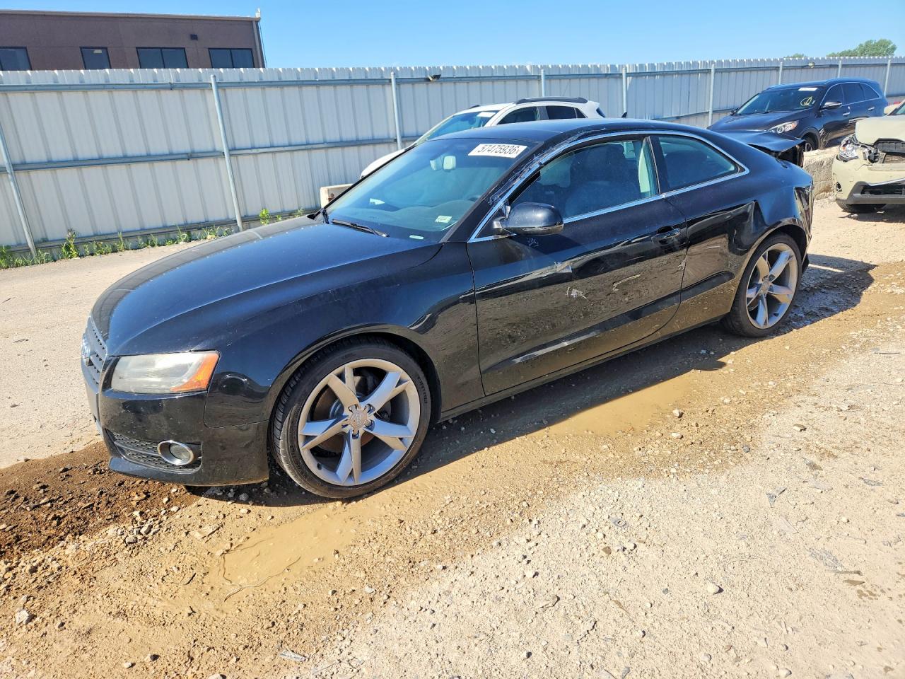2012 Audi A5 Premium Plus, VIN WAULFAFRXCA000719 — Бок