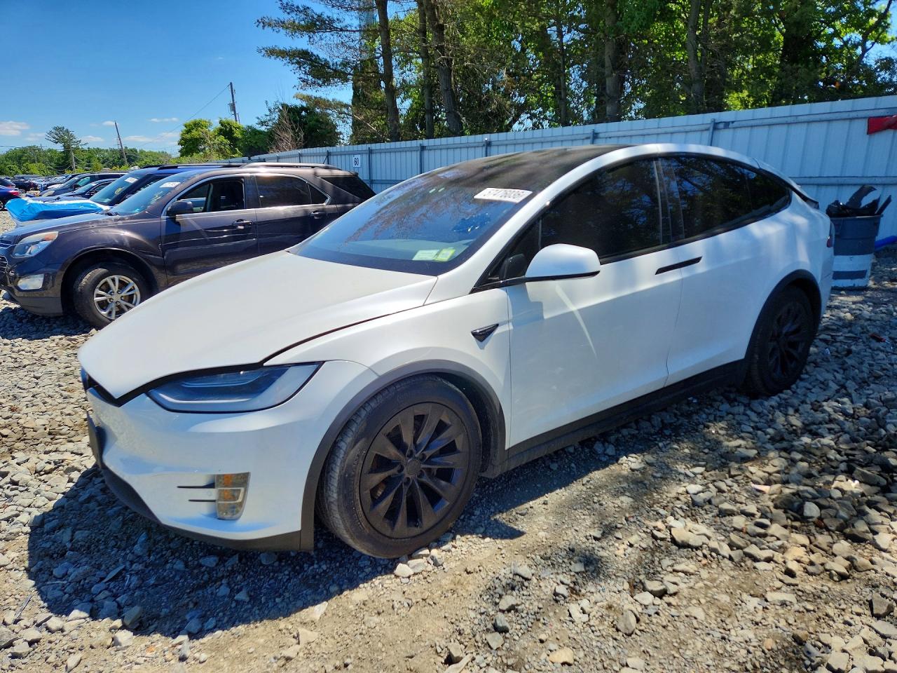 2020 Tesla Model X Long Range, VIN 5YJXCDE22LF249767 — Rear end