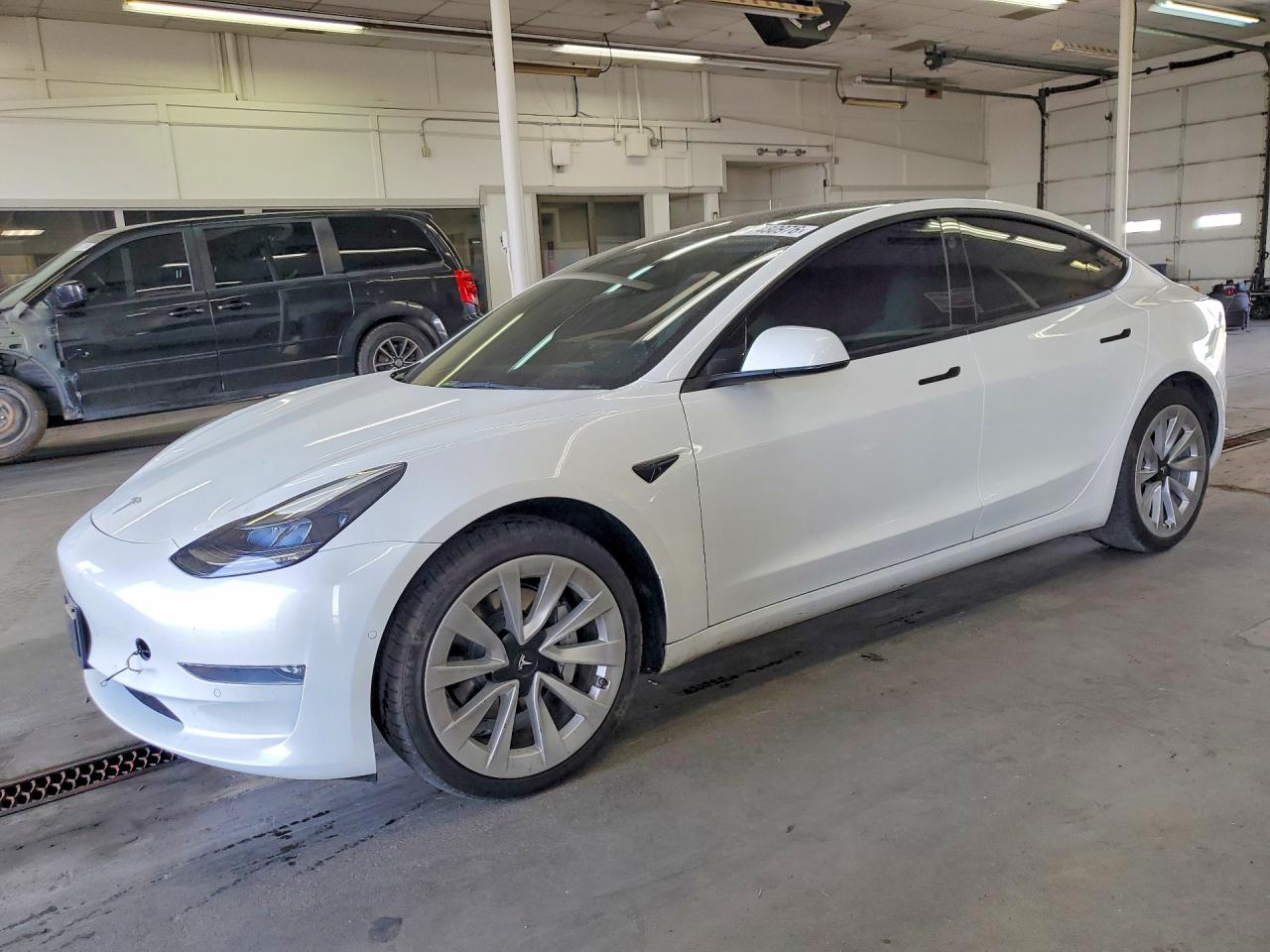 2022 Tesla Model 3 Long Range, VIN 5YJ3E1EB1NF268319 — Mechanical