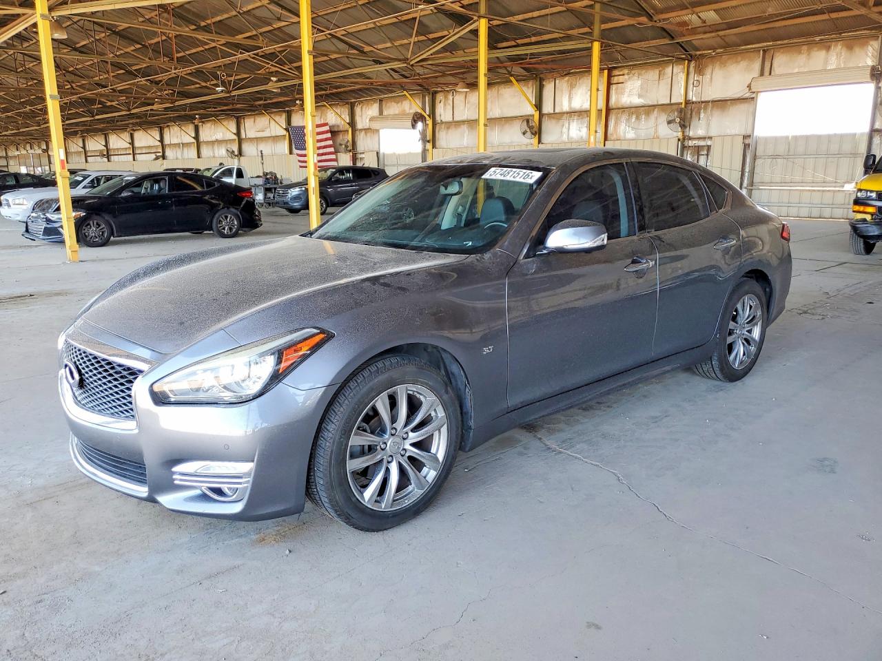 2019 Infiniti Q70 Luxe, VIN JN1BY1AP9KM505410 — Side