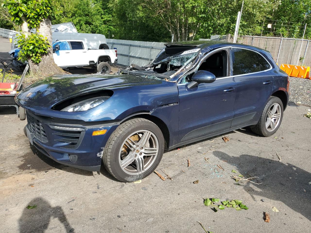 2016 Porsche Macan S, VIN WP1AB2A51GLB52400 — Крыша