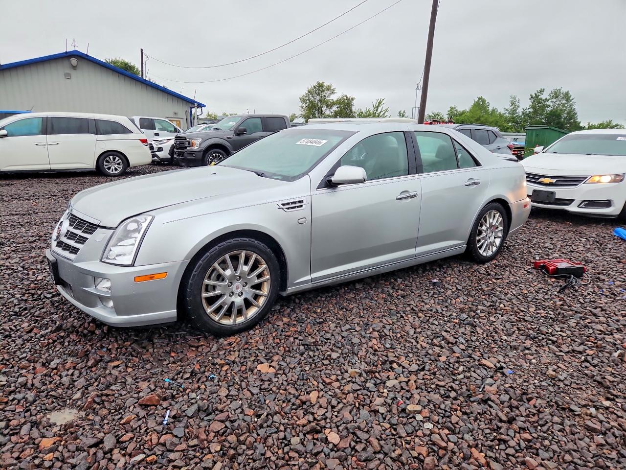 2010 Cadillac STS RWD w/1SG, VIN 1G6DU6EA9A0149232 — Rear end