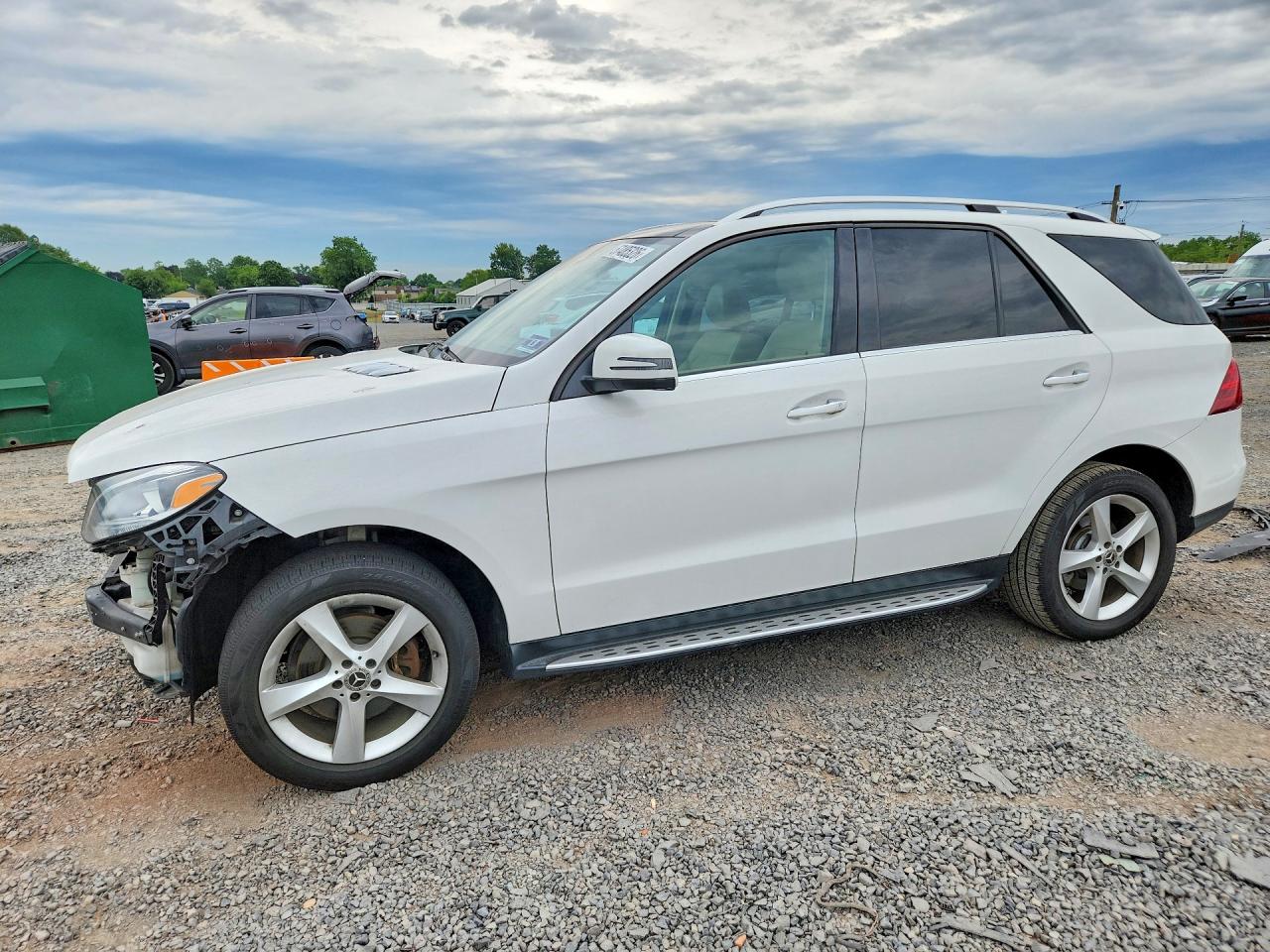 2018 Mercedes-Benz GLE 350, VIN 4JGDA5HB2JB186546 — Front end