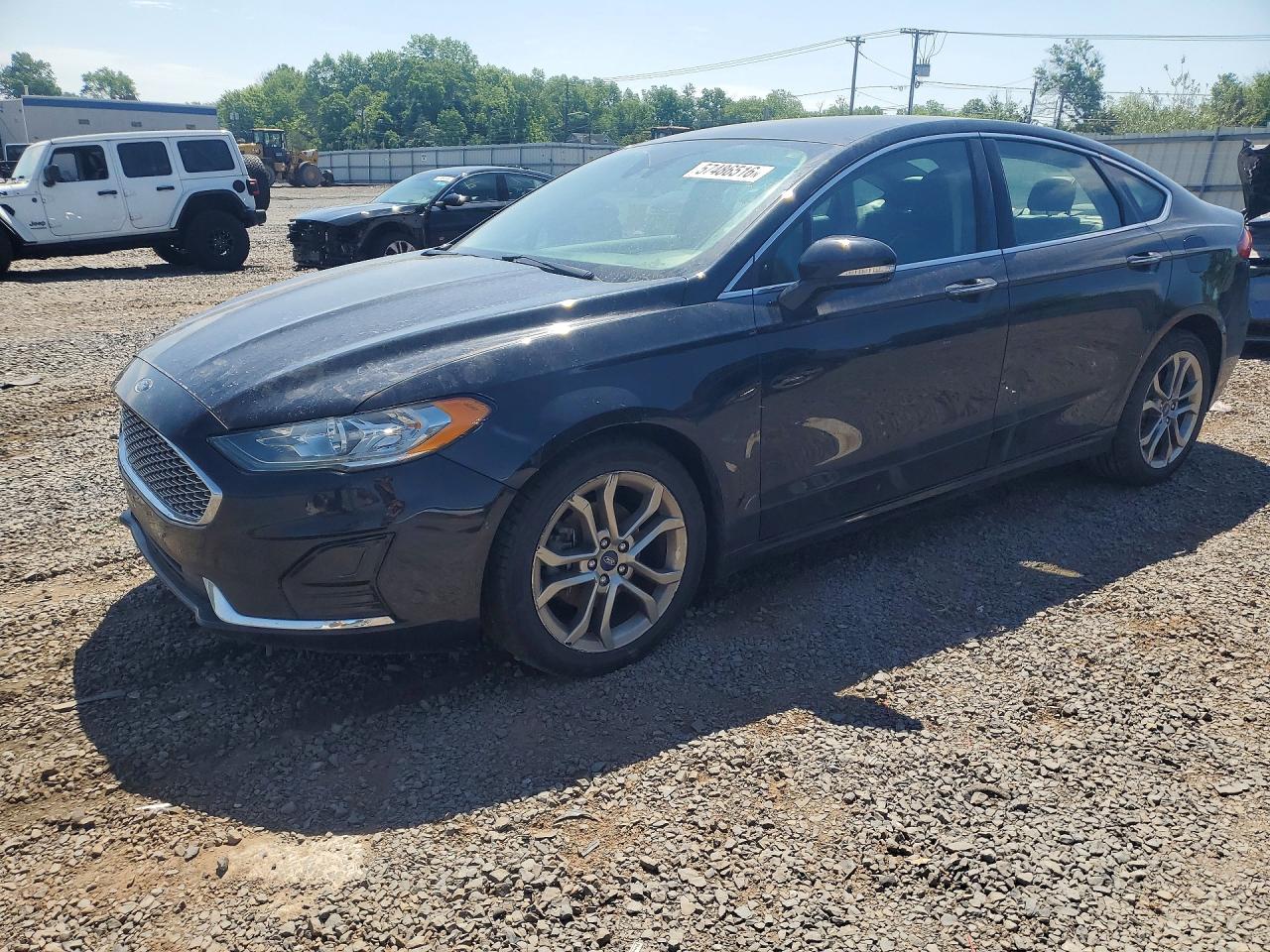 2019 Ford Fusion SEL, VIN 3FA6P0CD4KR237619 — Перед