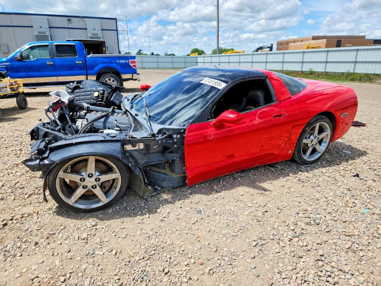 2000 Chevrolet Corvette, VIN 1G1YY22G1Y5117627 — Front end