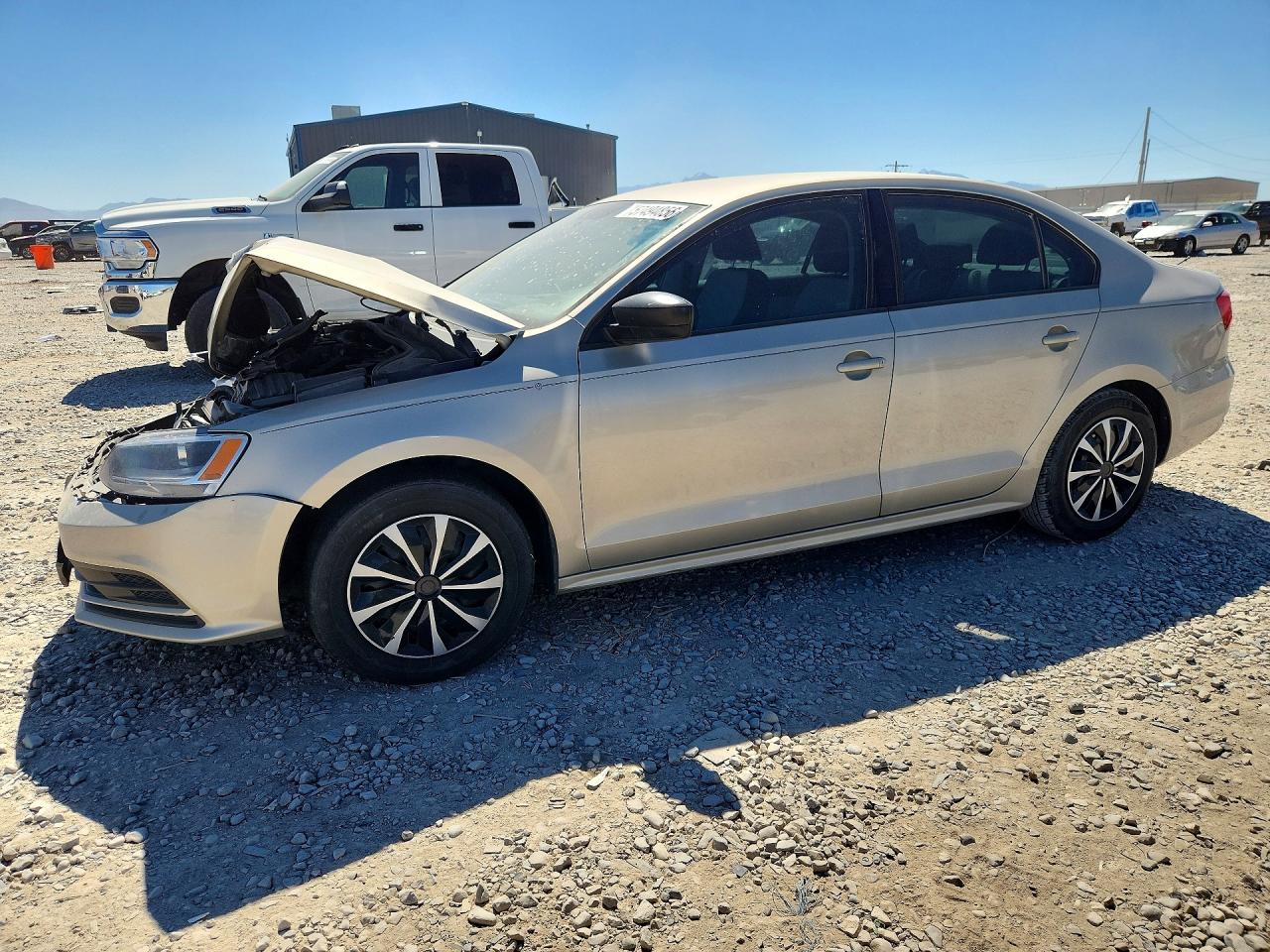 2015 Volkswagen Jetta S, VIN 3VW2K7AJ5FM266202 — Перед